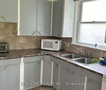 For Lease - 92 Binkley Crescent Unit# First floor, Hamilton, Ontario - Photo 2