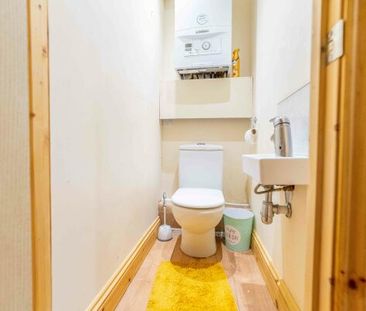 Room 4, 45 Eldon Street - Photo 6