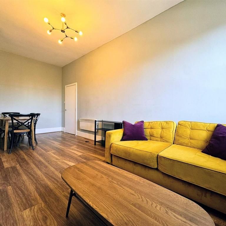 2 bedroom apartment to rent - Photo 1