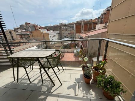 Barcelona - Photo 3
