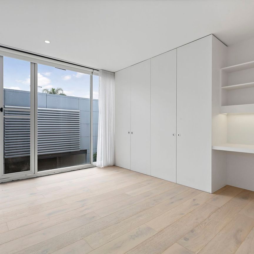 79 Albion Street, South Yarra. - Photo 1