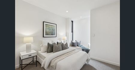 Luxury Entire Floor Apartment - Photo 4