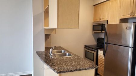For Lease - 2379 Central Park Drive Unit# 1206, Oakville, Ontario - Photo 5