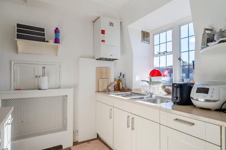 3 bedroom flat to rent - Photo 5