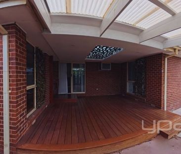 A Place to Call Home – Comfort, Space & Style! - Photo 5