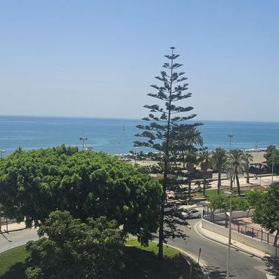 Alquiler de piso en Avenida de Colon - Photo 1