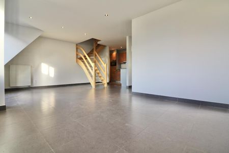 Duplex appartement met 3 slpk, balkon en garage voor 815 EUR/mnd - Photo 5