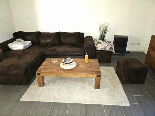 Möblierte 3.5Zi-Wohnung mit Balkon - Photo 1