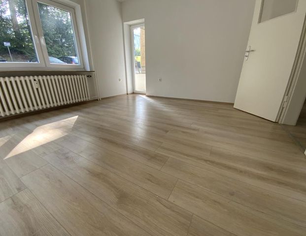 Wir modernisieren: gut aufgeteilte 4 Zimmer-Wohnung mit Balkon in Lüdenscheid Worth-Honsel - Foto 1