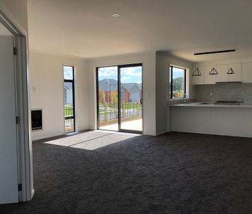 Warm&Spacious 4-bed house for rent from 20/07/2025 - Photo 2