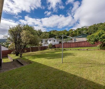 Cosy 3 Bedroom Home in Sought After Kelson - Photo 3