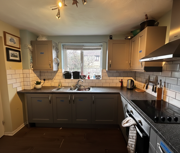 4 bedroom detached house to rent - Photo 5