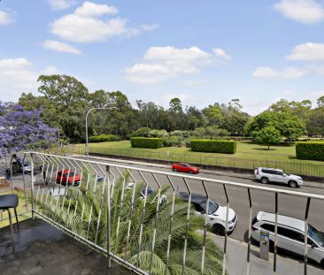 One Bedroom Unit with Grand Views of Parramatta Park - Photo 4