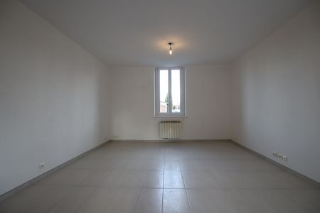 Apartment - Photo 4