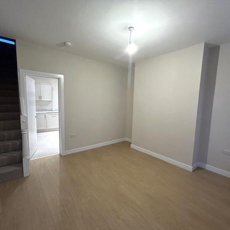 179 Avoniel Road, Belfast, BT5 4SG - Photo 1