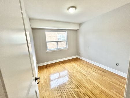 For Lease - 9 Thirty Third Street Unit# 306, Toronto, Ontario - Photo 2