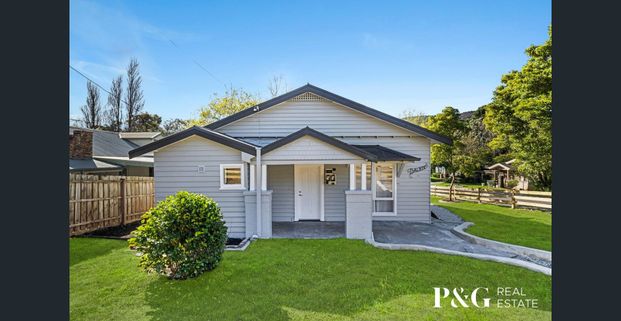 FULLY RENOVATED UNIT AVAILABLE AT THE FOOTHILLS OF THE DANDENONG RANGES! - Photo 1