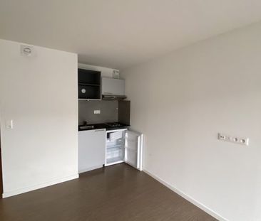 Studio récent avec balcon - Photo 5