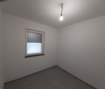 Neue moderne Erdgeschosswohnung mit 2 SZ und großer Terrasse in Süd... - Photo 3