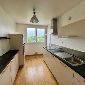 Appartement 4 pièces – 68 m² environ à Saint-Jacques-de-la-Lande (ref : HG70282) - Photo 2