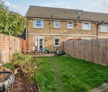 3 bedroom semi-detached house to rent - Photo 4