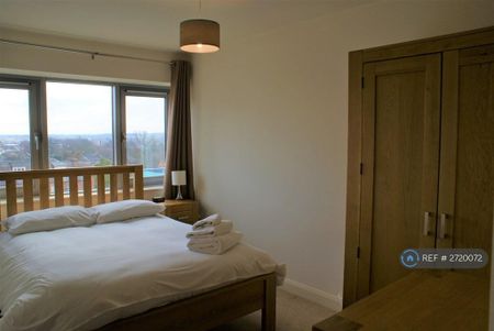 2 bedroom flat to rent - Photo 3