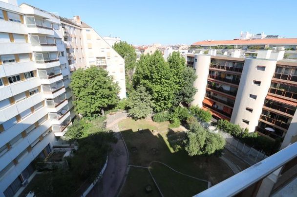 Appartement 1 pièces 22m2 MARSEILLE 5EME 550 euros - Photo 1