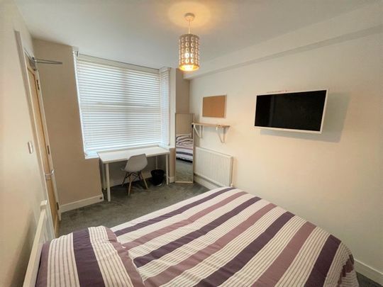 7 The Limes, Daisy Road, Birmingham, B16 9ED - Photo 1
