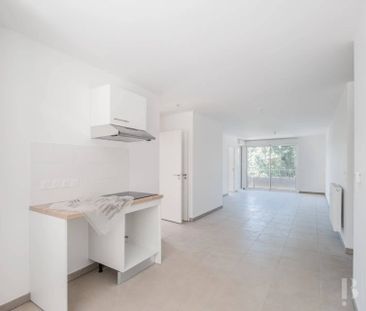 Rental Apartment Bordeaux Saint-Jean - Photo 5
