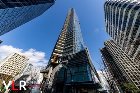 Condo in Downtown Vancouver, BC - Photo 2