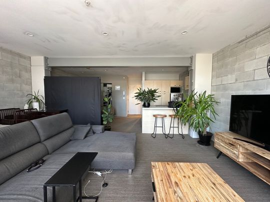 The finest residence in the finest neighbourhood - Photo 1