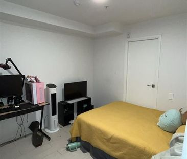 Modern Minimalist - Photo 2