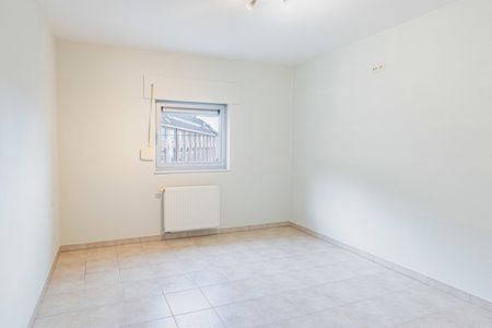 2-slaapkamerappartement met terras nabij centrum Mechelen - Photo 3