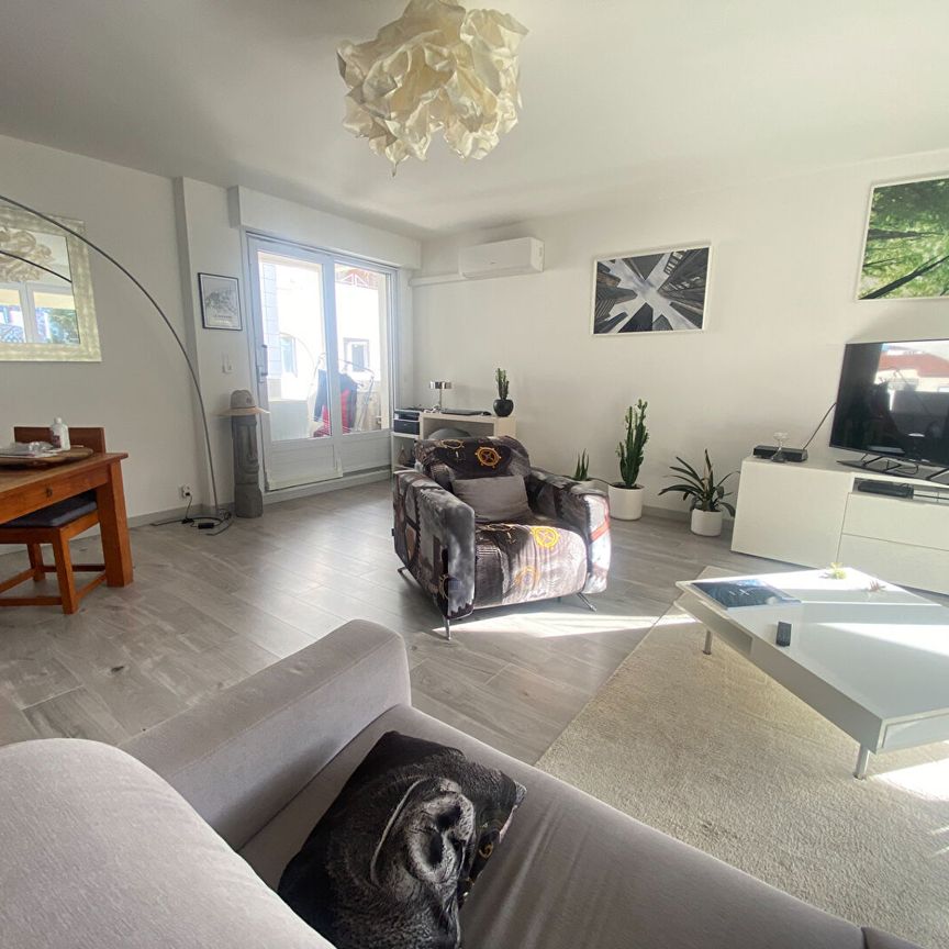 Location appartement 4 pièces, 94.00m², Narbonne - Photo 1