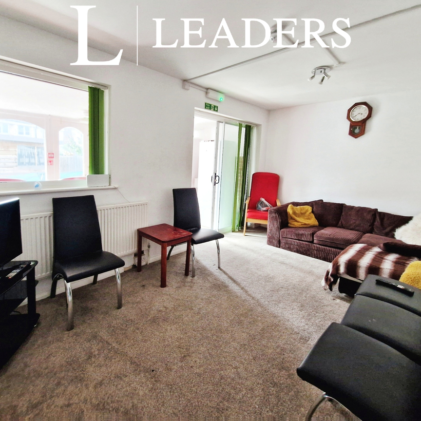 1 bedroom property to rent Pugh Place, Stanford-le-Hope, Essex, SS17 - Photo 1