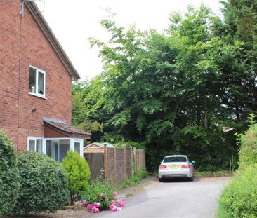 Orchid Close, Taunton - Photo 2