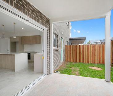 Contemporary In Town Living - Photo 6
