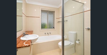 Quiet Area, Walk to Epping Station - Photo 4