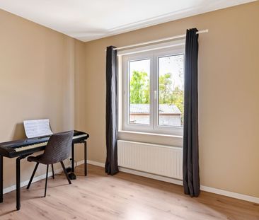 Goed onderhouden appartement met terrasje in rustige buurt - Photo 2