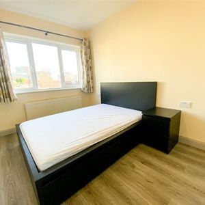 Alderwood Lawn, Springfield (Double Room To Rent), Tallaght, Dublin 24, D24YHP1 - Photo 2