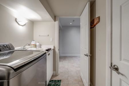 20 Stonemanse Court #Lower - Photo 2