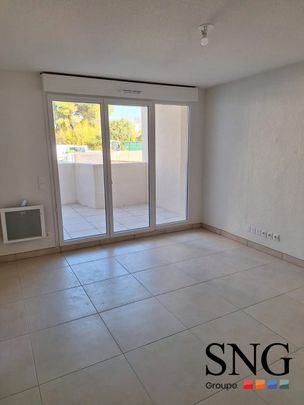 T2 AVEC TERRASSE ET PARKING - Photo 1