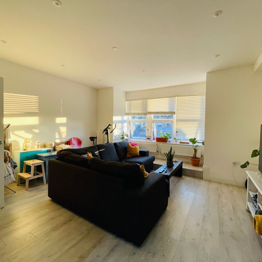 Kings Road, Wimbledon - Photo 1