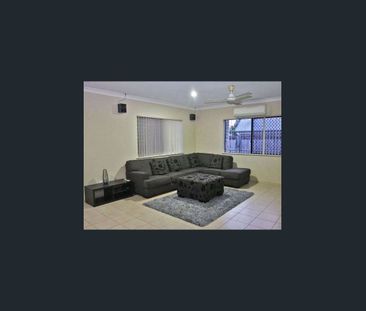 Spacious Redlynch Family Home - Photo 2