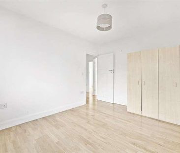 St. Marks Close, Barnet, EN5 - Photo 3