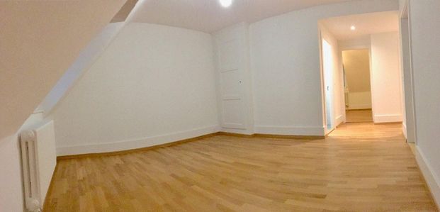3-ZW à 56 m² zuoberst im 3. OG - Foto 1