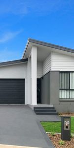 Family Home! - Photo 4