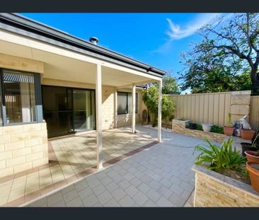 9/9 Pulchella Street, Wattle Grove, WA 6107 - Photo 1