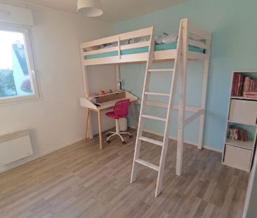 Location Appartement 4 pièces 81m² - Photo 4