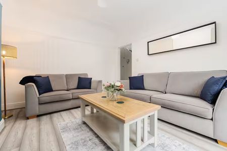 3 Bed Terraced House, Lister Crescent, L7 - Photo 4